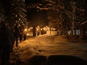 Schikurs Tag 4 – Fackelwanderung als Highlight