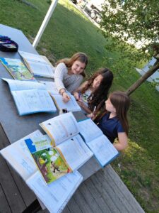 Konzentriertes Lernen abseits des Schulgebäudes